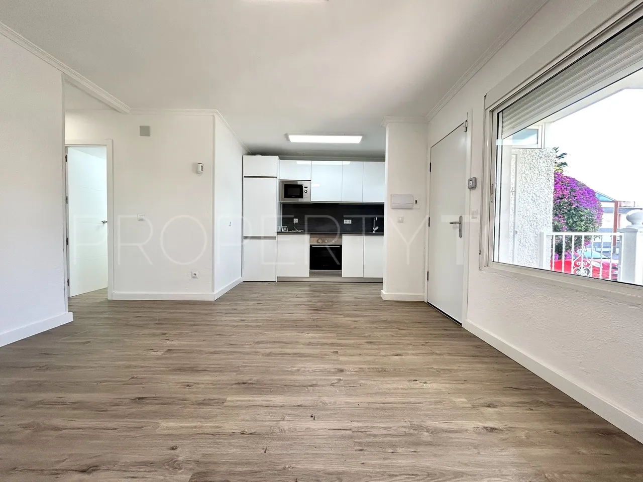 Apartamento de 2 dormitorios en venta en Rioja