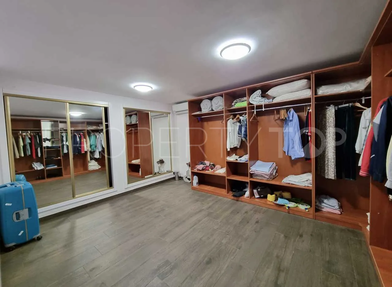 Se vende villa de 5 dormitorios en La Mata