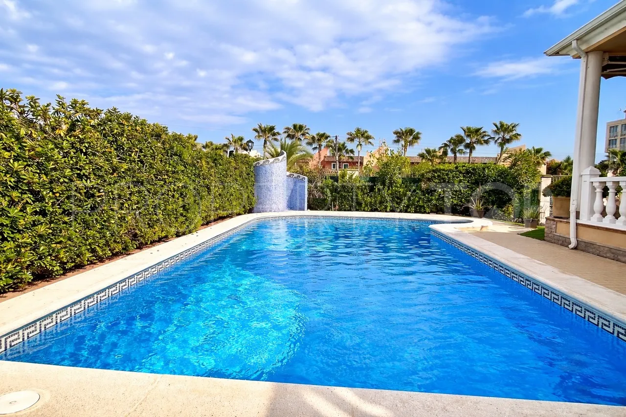 6 bedrooms villa in La Mata for sale