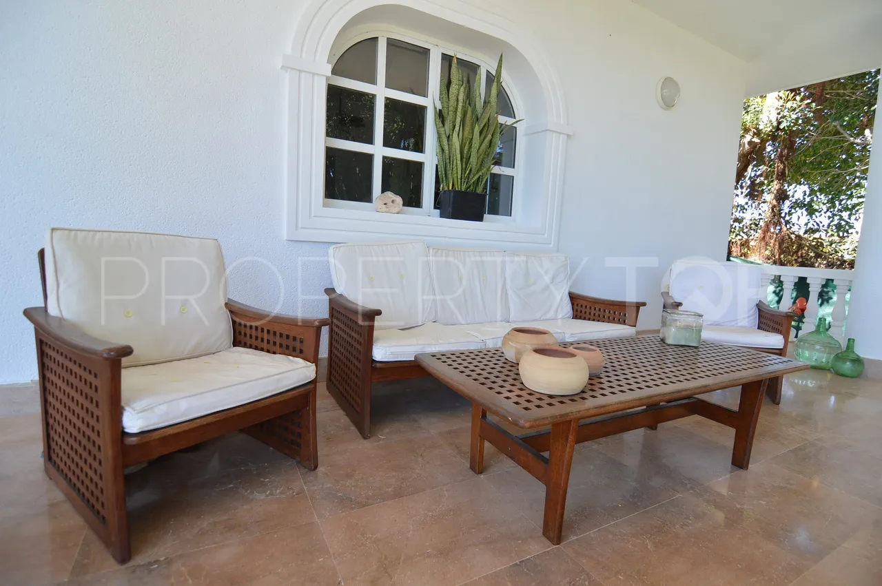 Comprar villa en Torrevieja