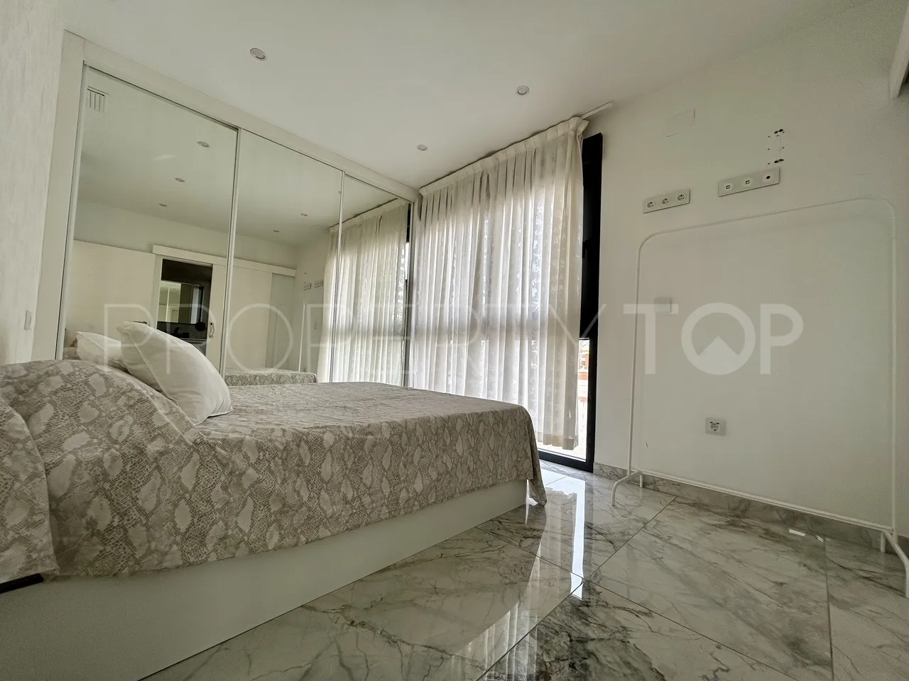 3 bedrooms villa in Los Balcones for sale