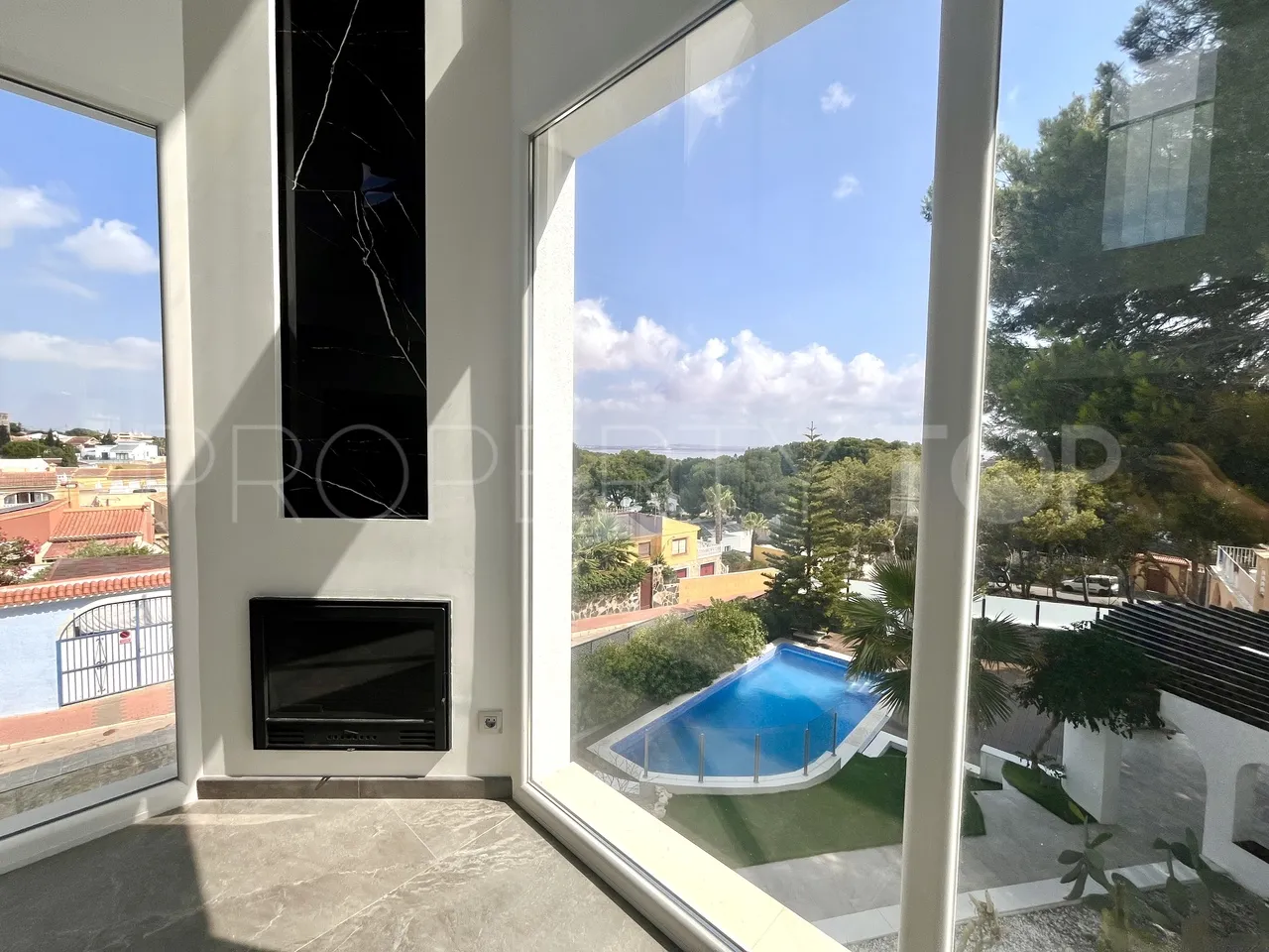 For sale Los Balcones 6 bedrooms villa