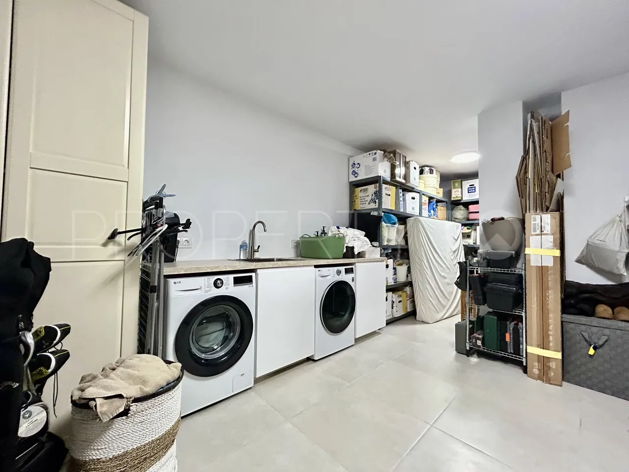 For sale villa in Rioja with 4 bedrooms