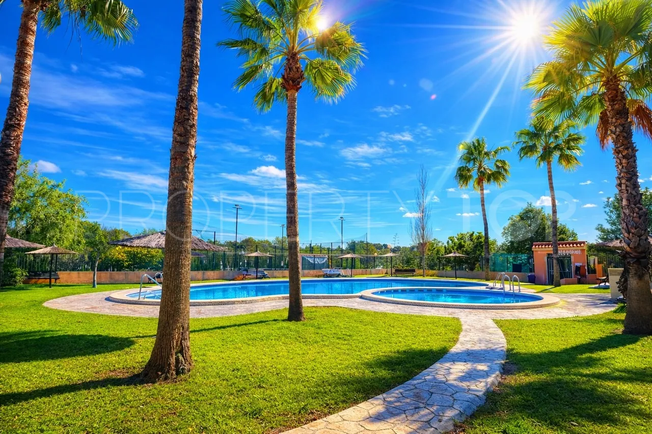 Buy 2 bedrooms apartment in Los Altos de Marbella