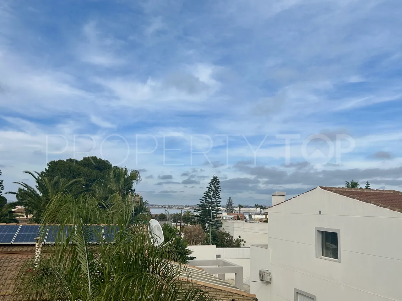 3 bedrooms villa in Los Balcones for sale