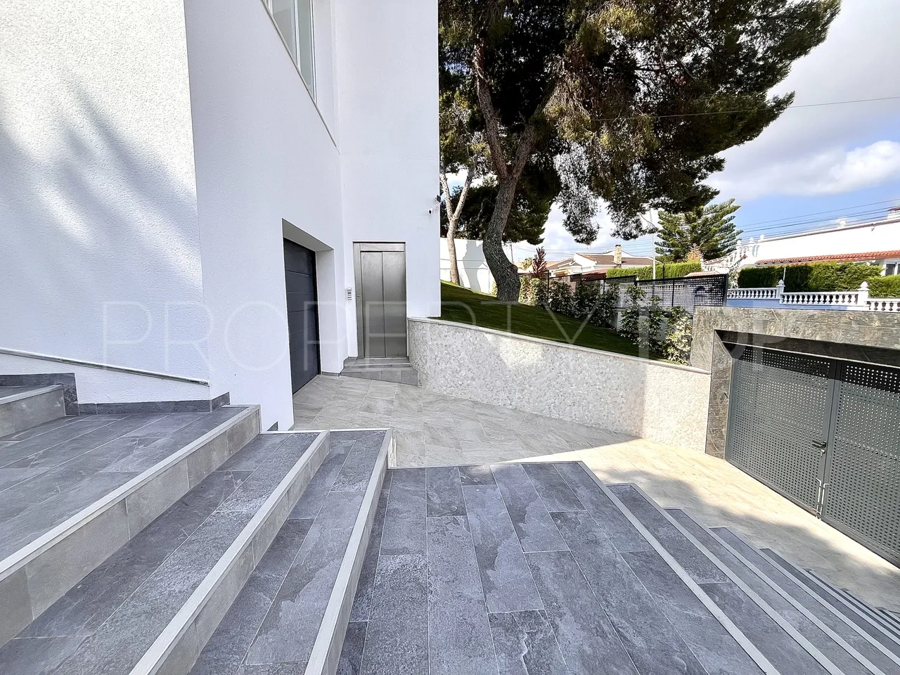 For sale Los Balcones 6 bedrooms villa