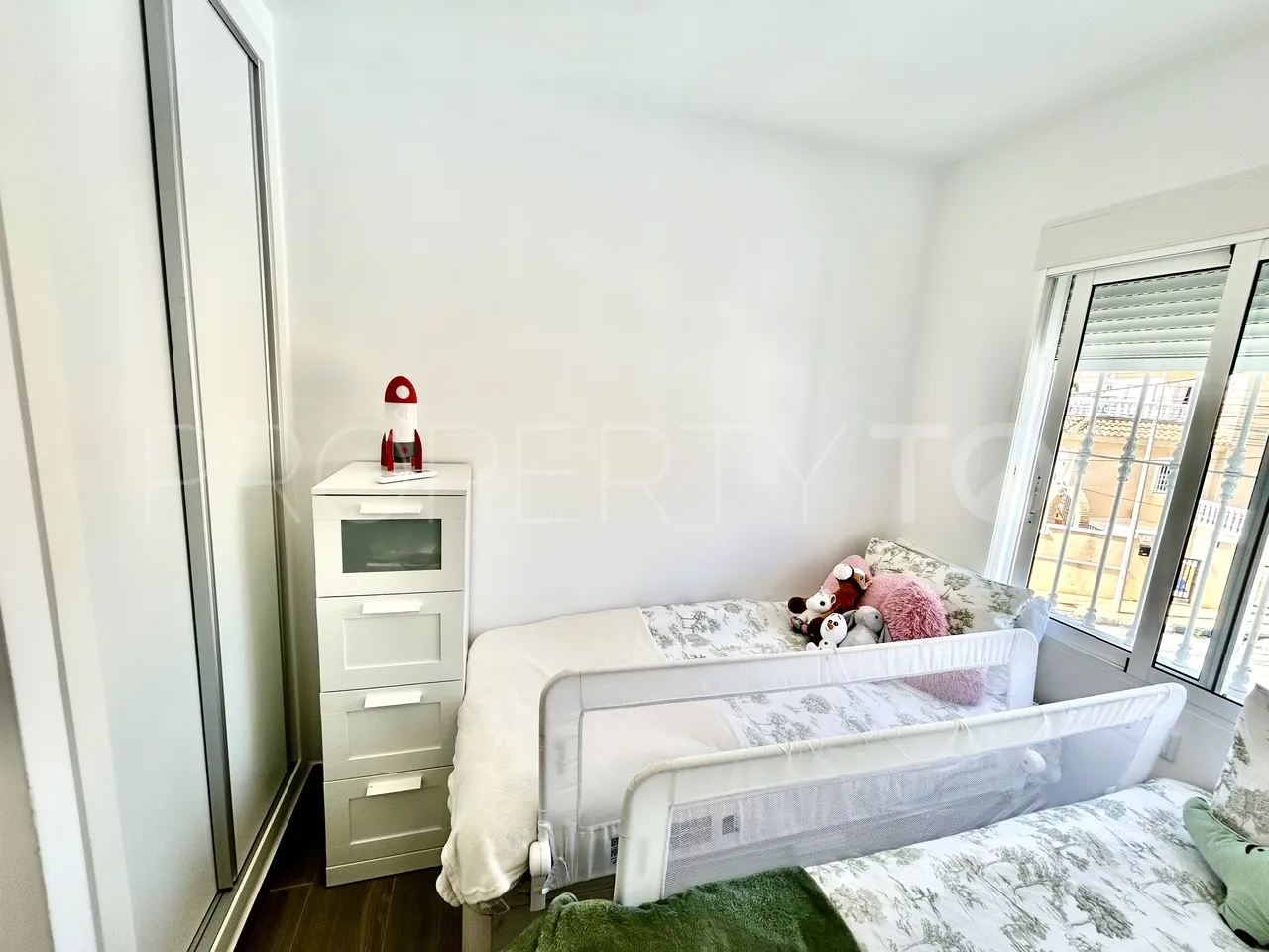 For sale Rioja villa with 5 bedrooms