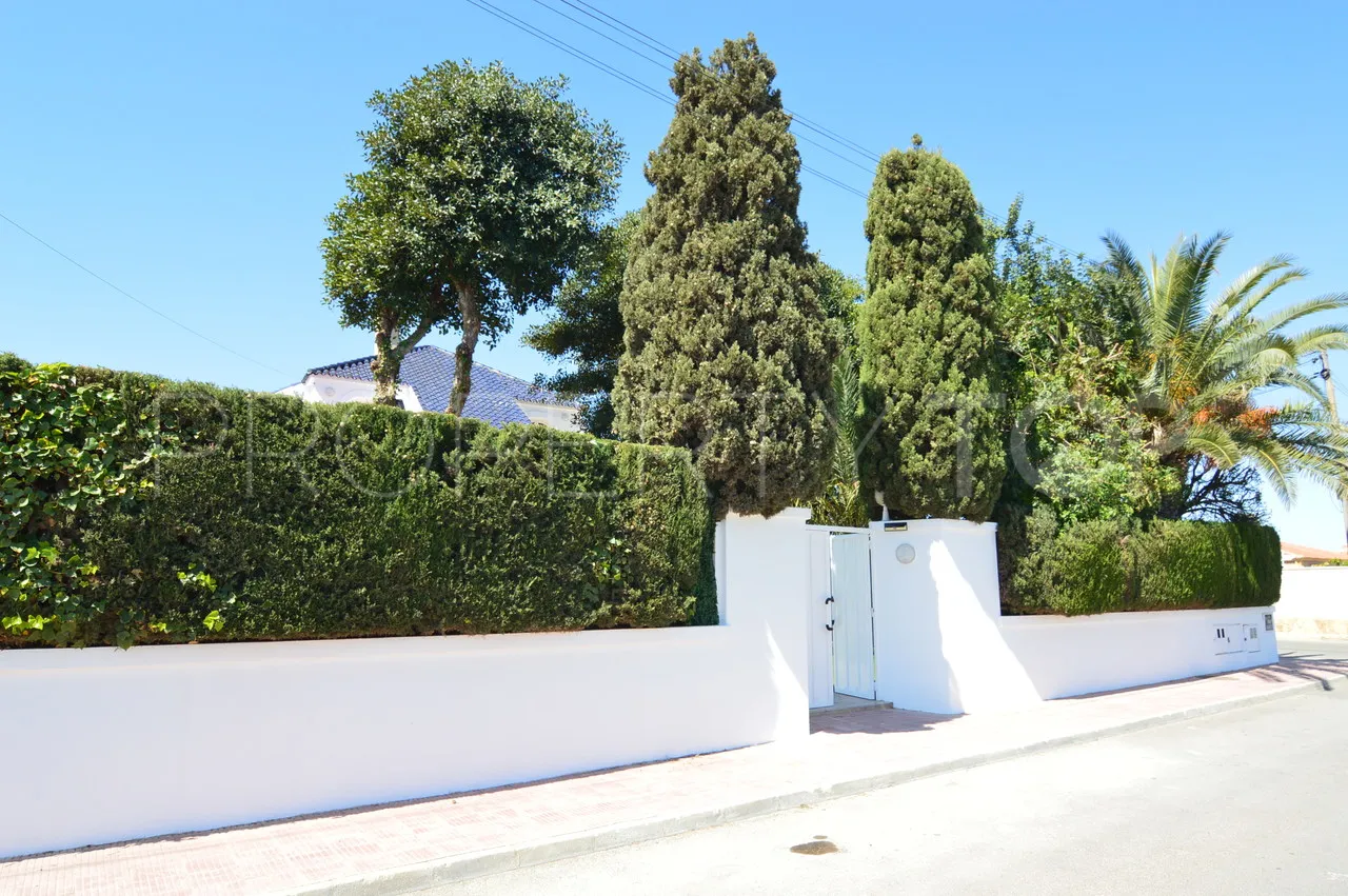 Comprar villa en Torrevieja