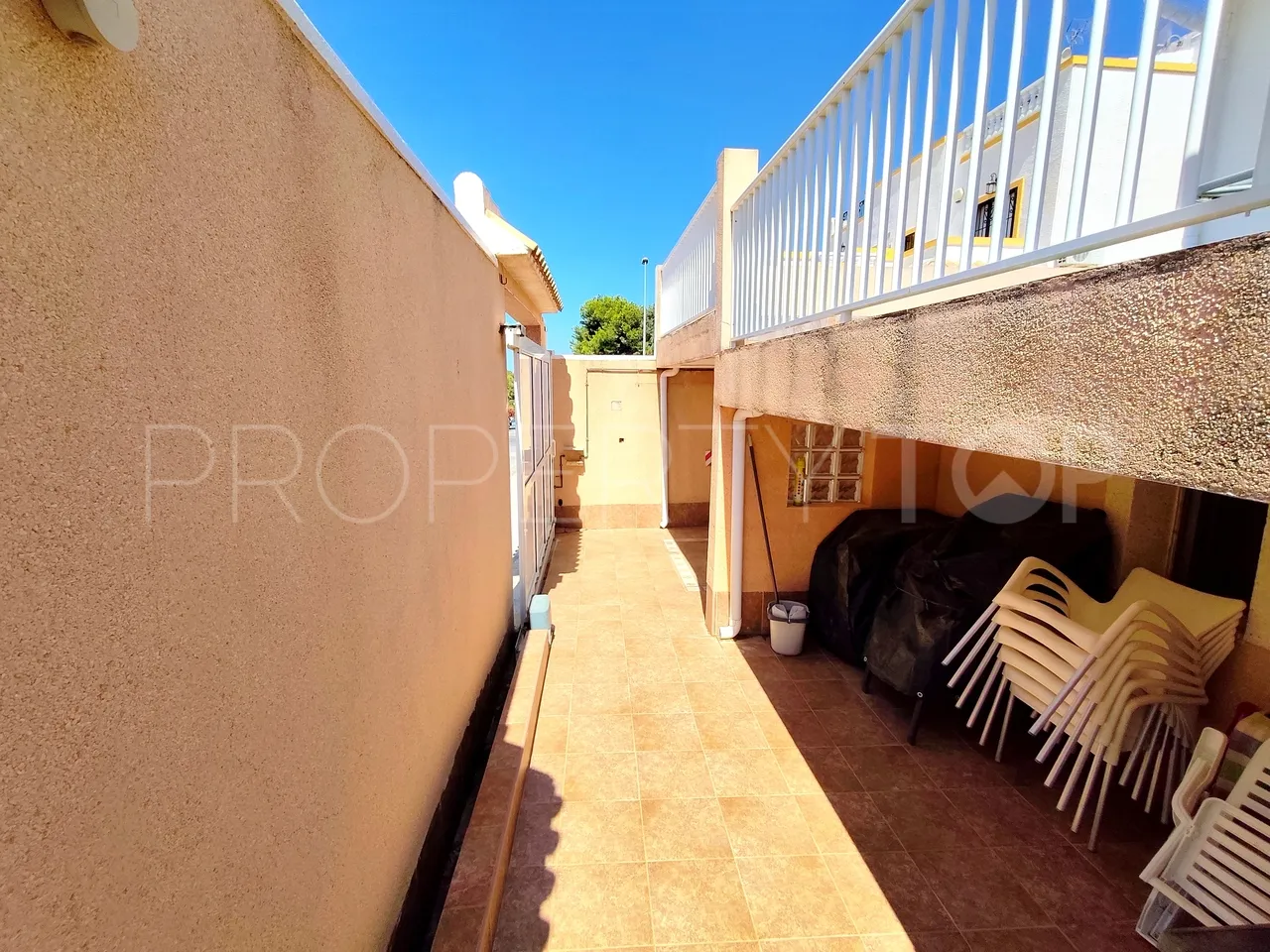 Town house for sale in Los Altos de Marbella