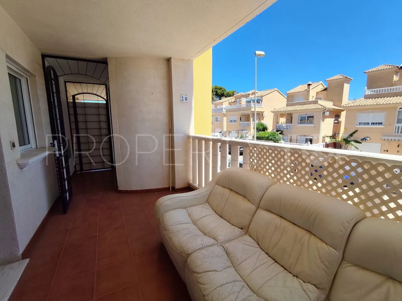 Se vende apartamento de 2 dormitorios en Rioja