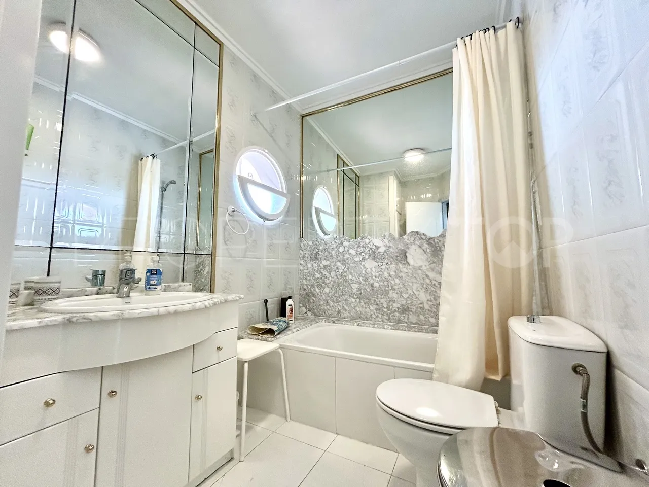 Apartment with 2 bedrooms for sale in Los Altos de Marbella