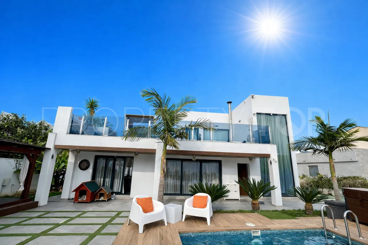3 bedrooms villa in Los Balcones for sale