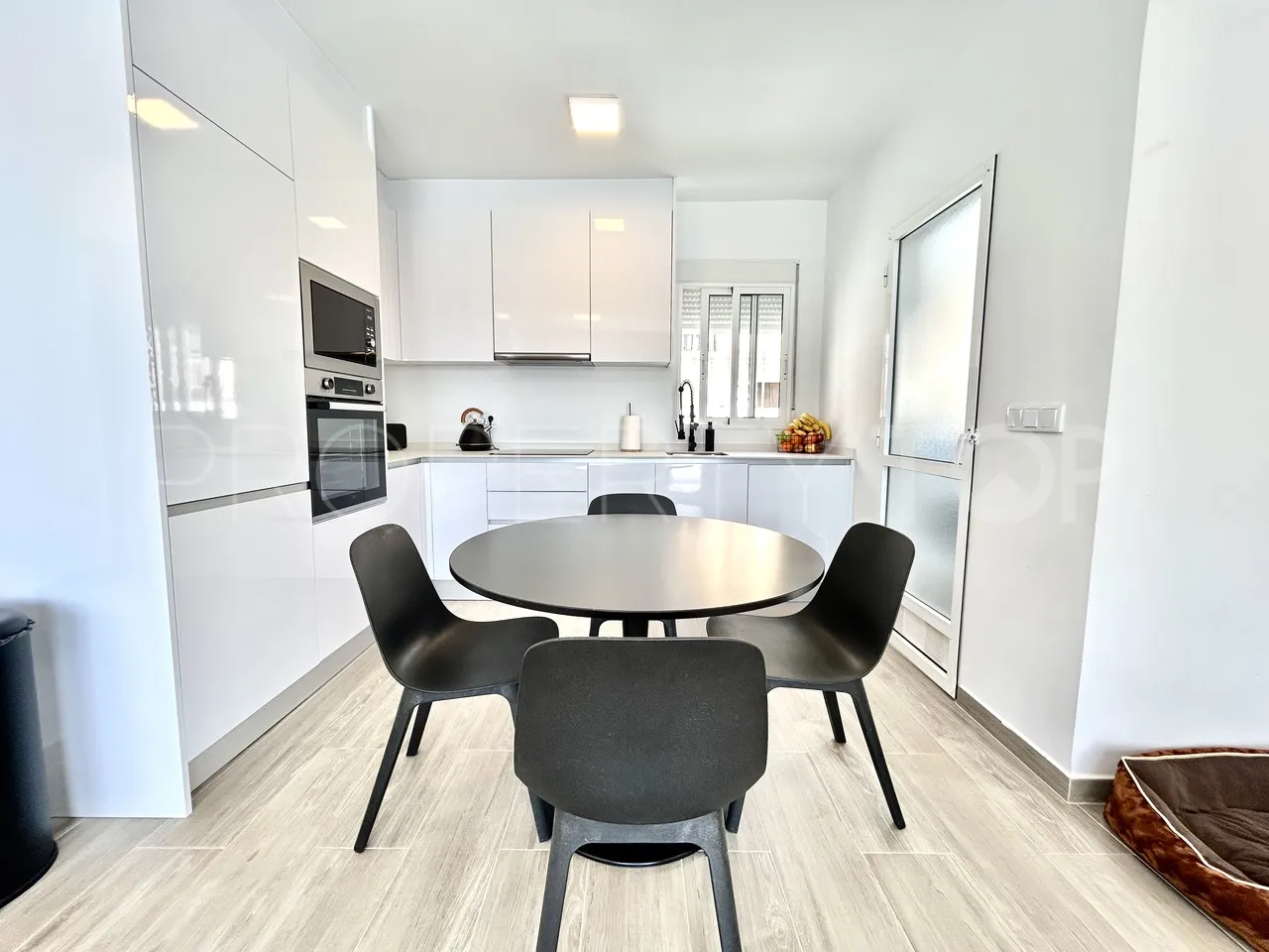 For sale Rioja villa with 5 bedrooms