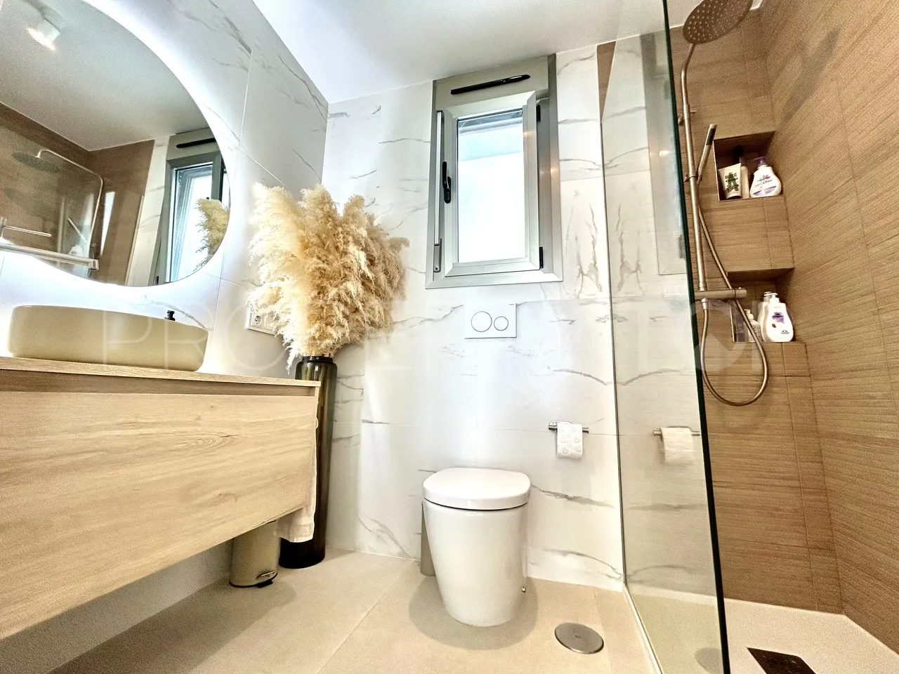 For sale villa in Rioja with 4 bedrooms