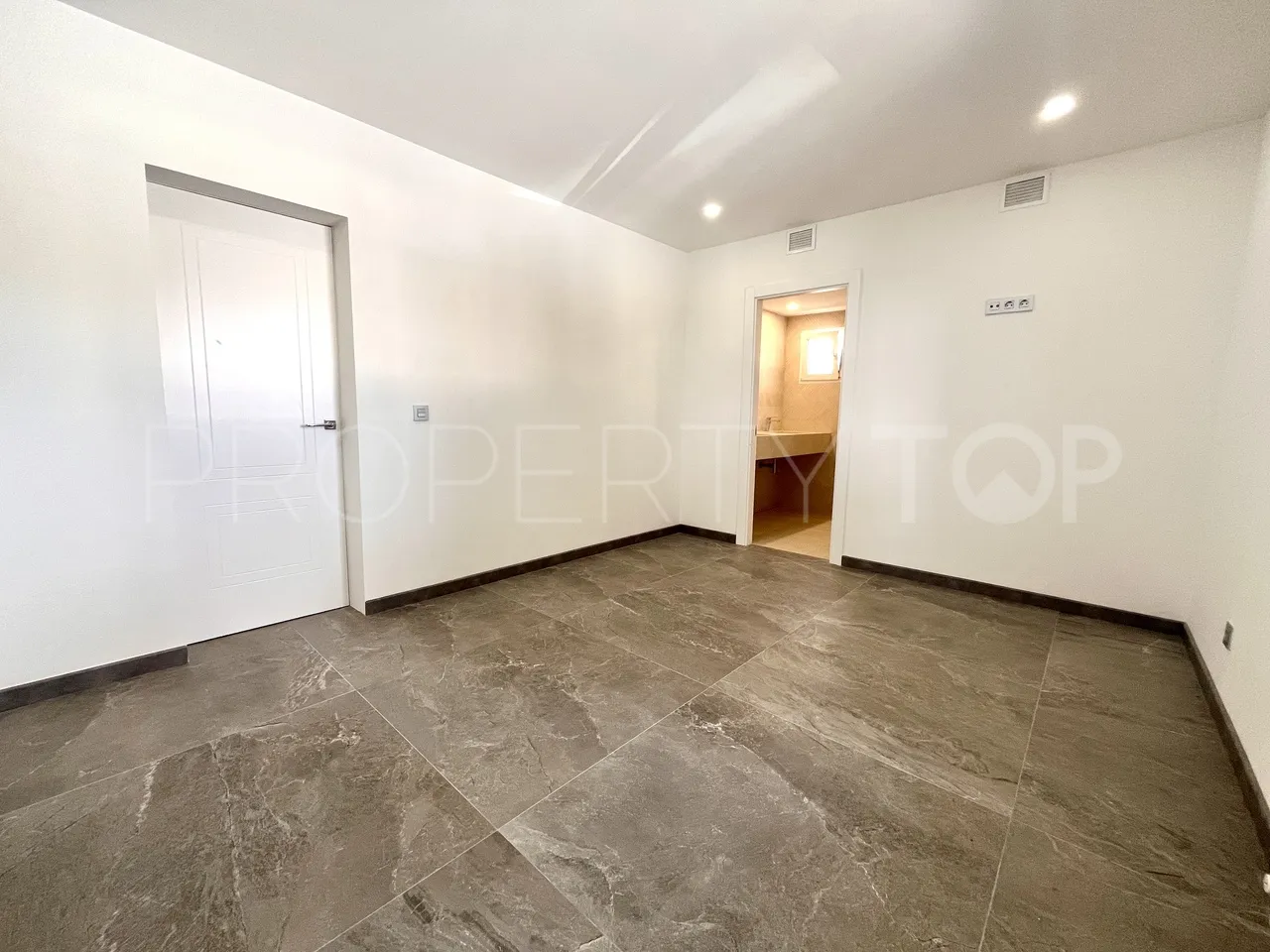 For sale Los Balcones 6 bedrooms villa