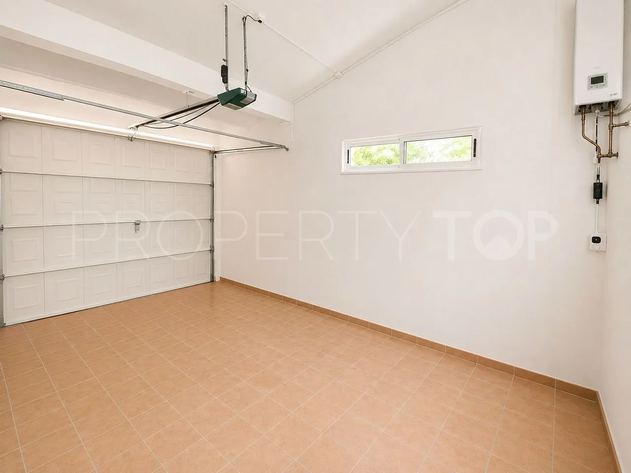Comprar villa con 3 dormitorios en Rioja