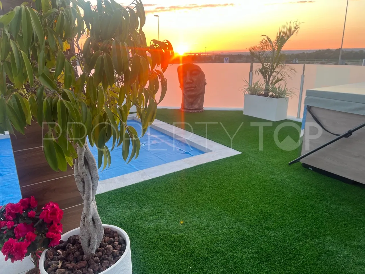 Buy Los Montesinos 3 bedrooms villa