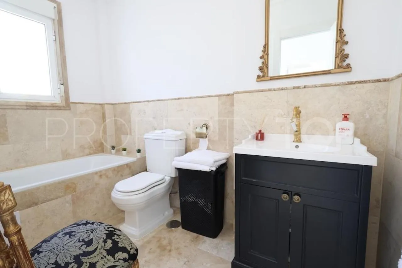 Villa with 3 bedrooms for sale in Rioja