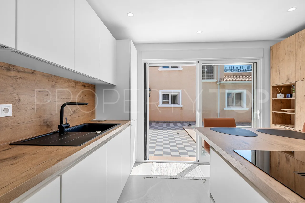 7 bedrooms villa in Torre de la Horadada for sale