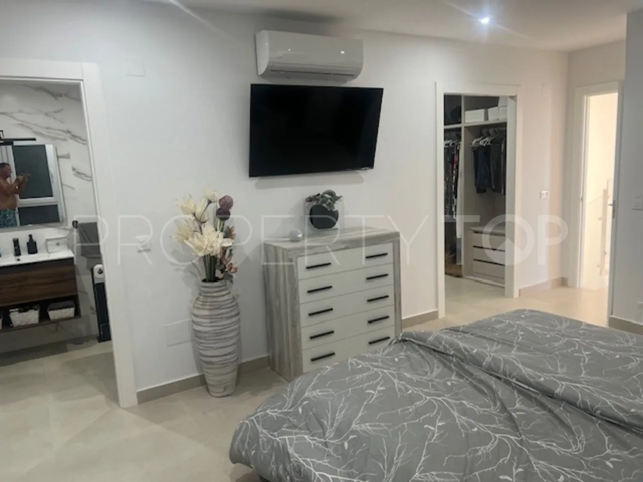 Buy Los Montesinos 3 bedrooms villa