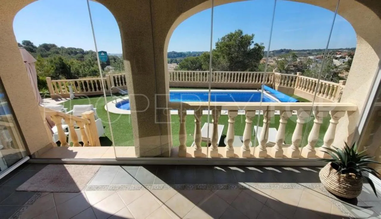 For sale villa in Pilar de la Horadada with 3 bedrooms