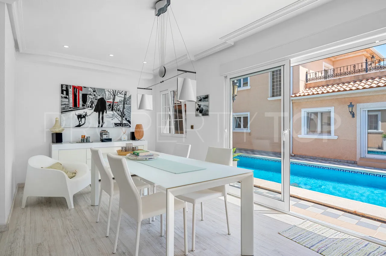 7 bedrooms villa in Torre de la Horadada for sale