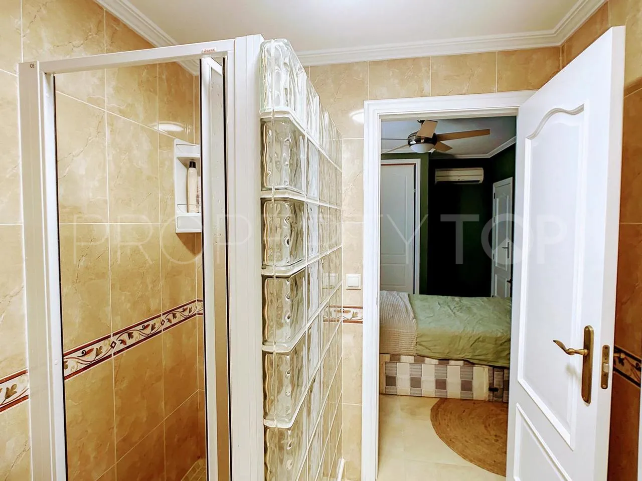 For sale villa in Pilar de la Horadada with 3 bedrooms