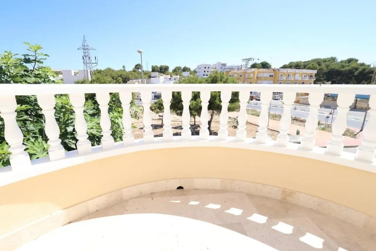 Villa with 3 bedrooms for sale in Rioja