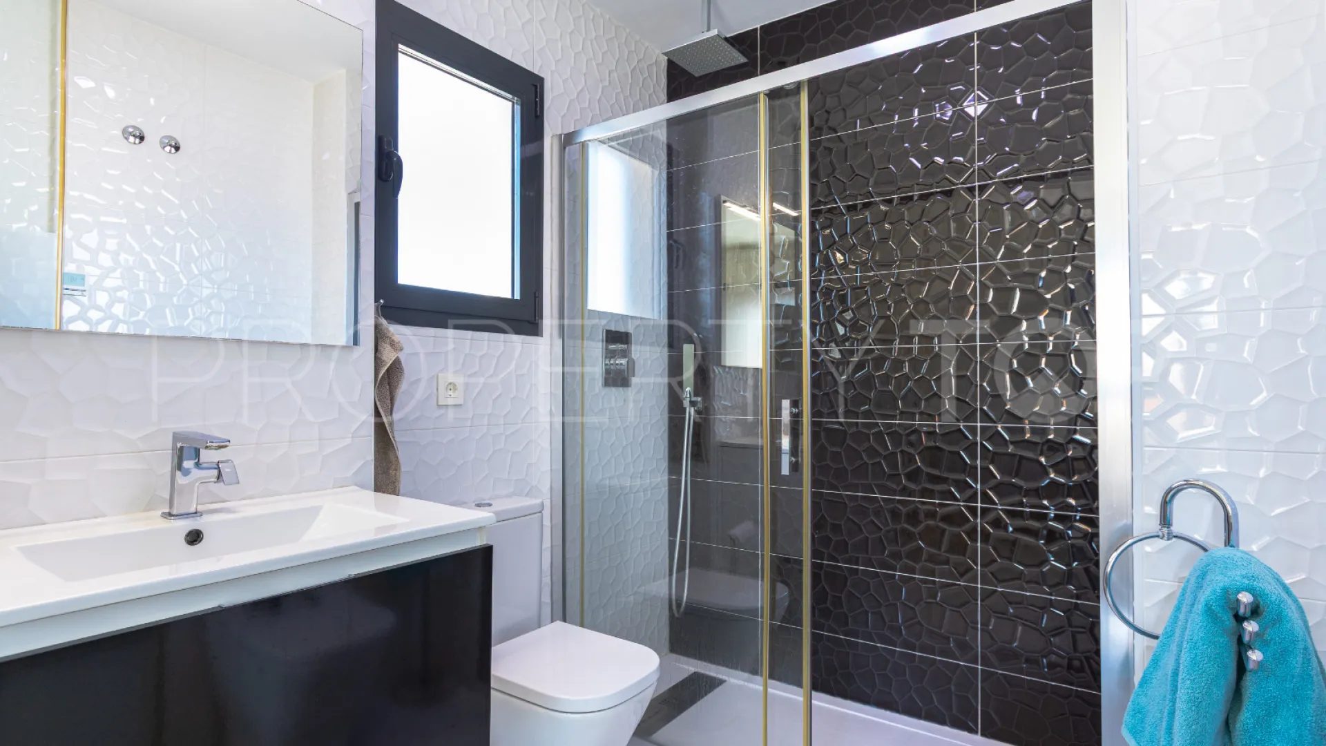 Buy apartment in Los Altos de Marbella