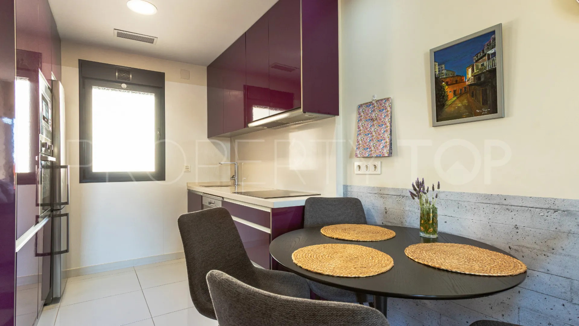 Buy apartment in Los Altos de Marbella
