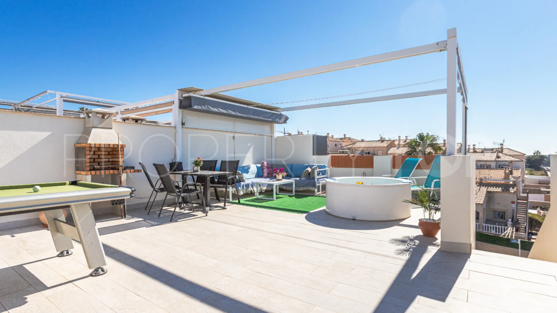Buy apartment in Los Altos de Marbella