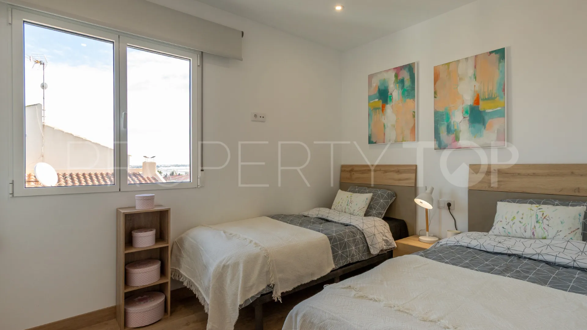 Los Balcones, villa a la venta