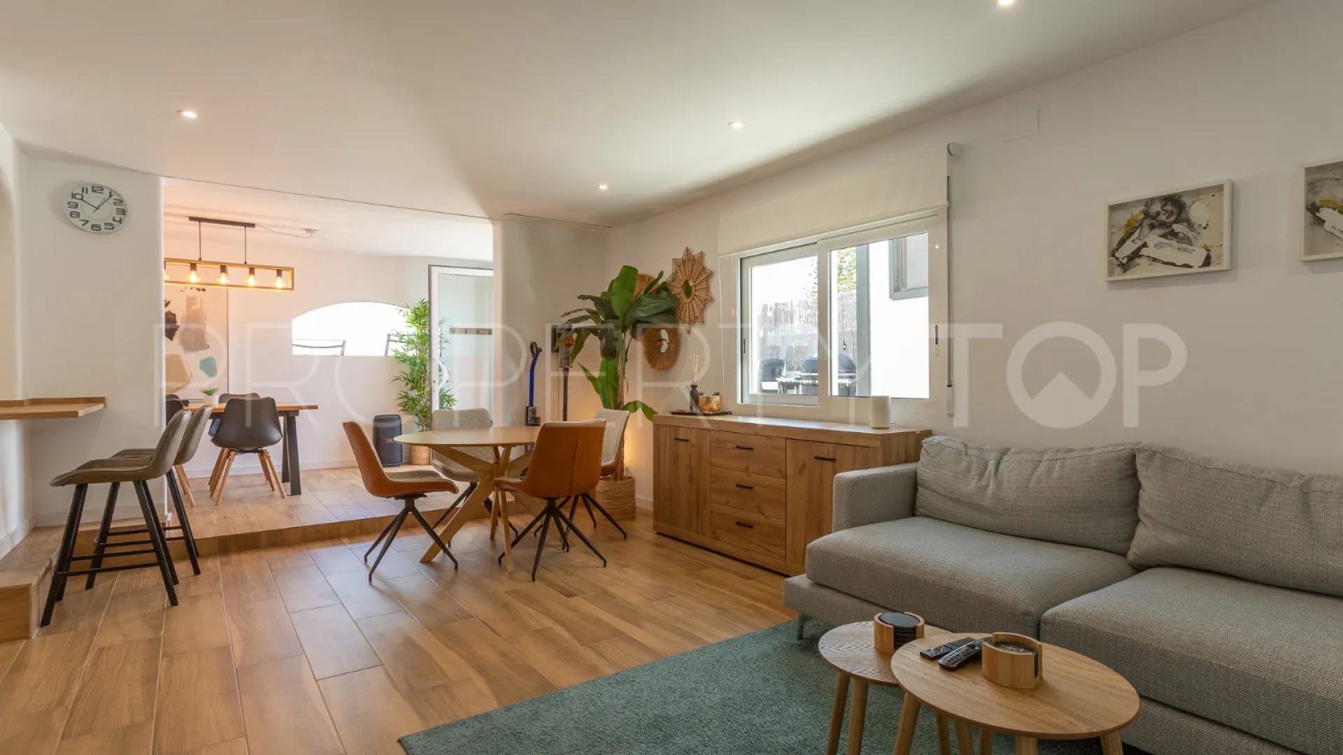 Los Balcones, villa a la venta