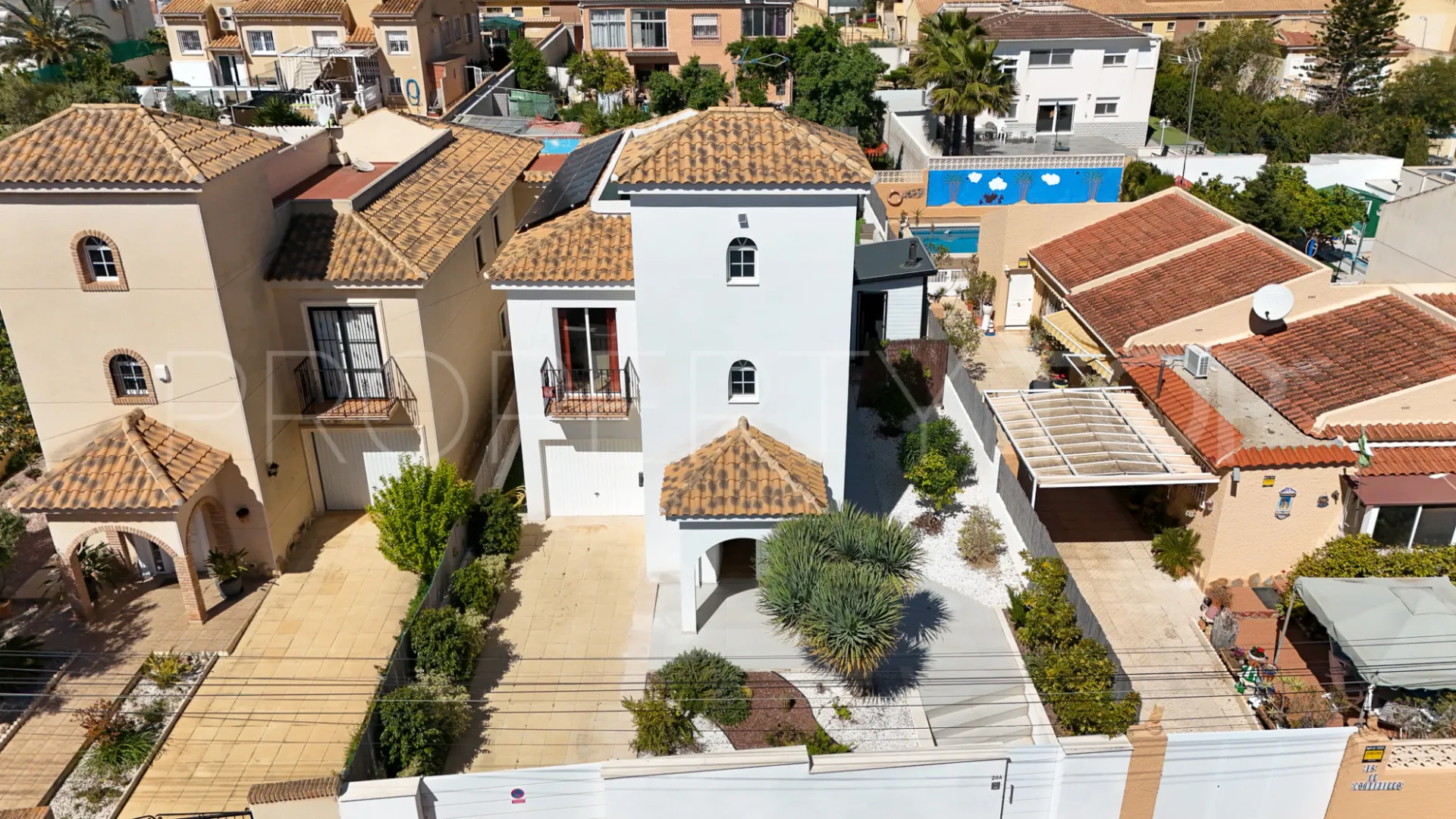 Los Balcones, villa a la venta