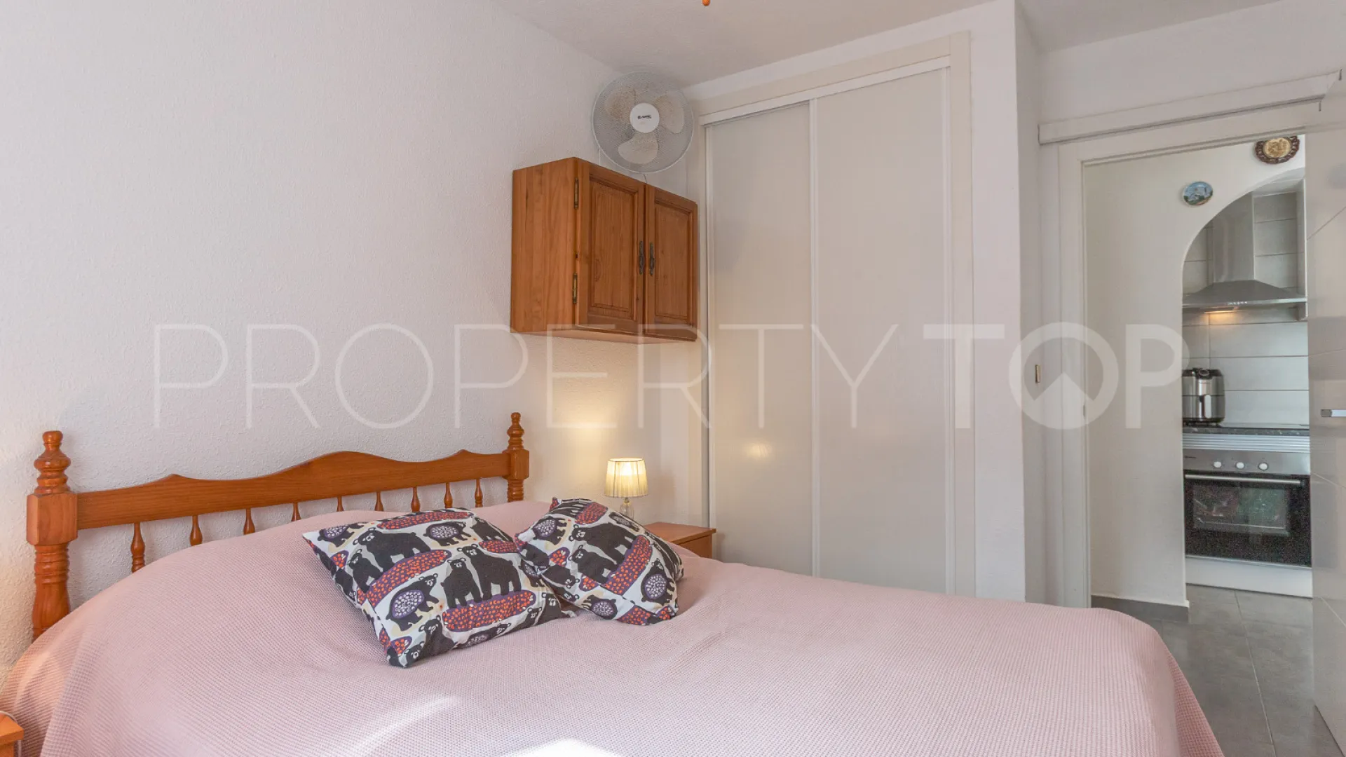Buy apartment with 1 bedroom in Los Balcones