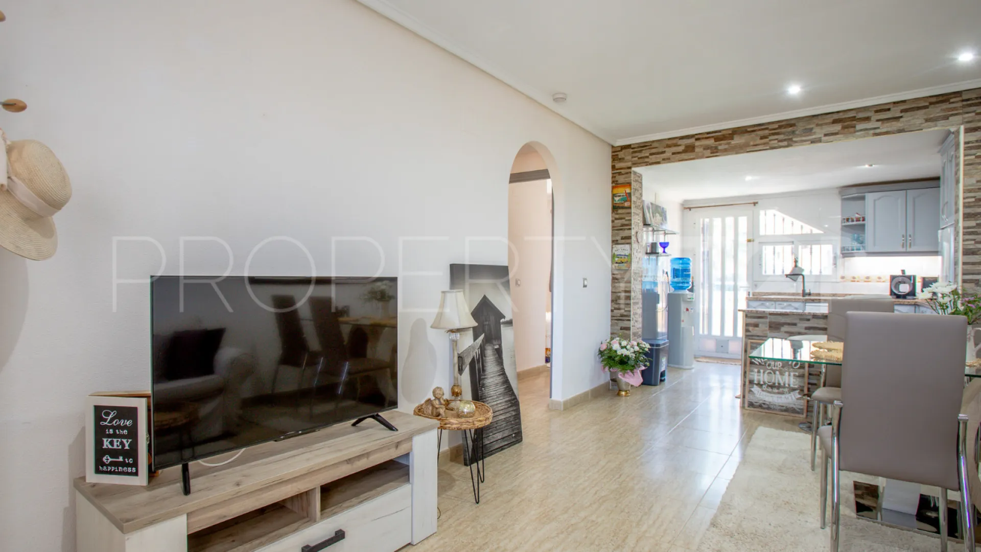 Se vende apartamento de 2 dormitorios en Rioja