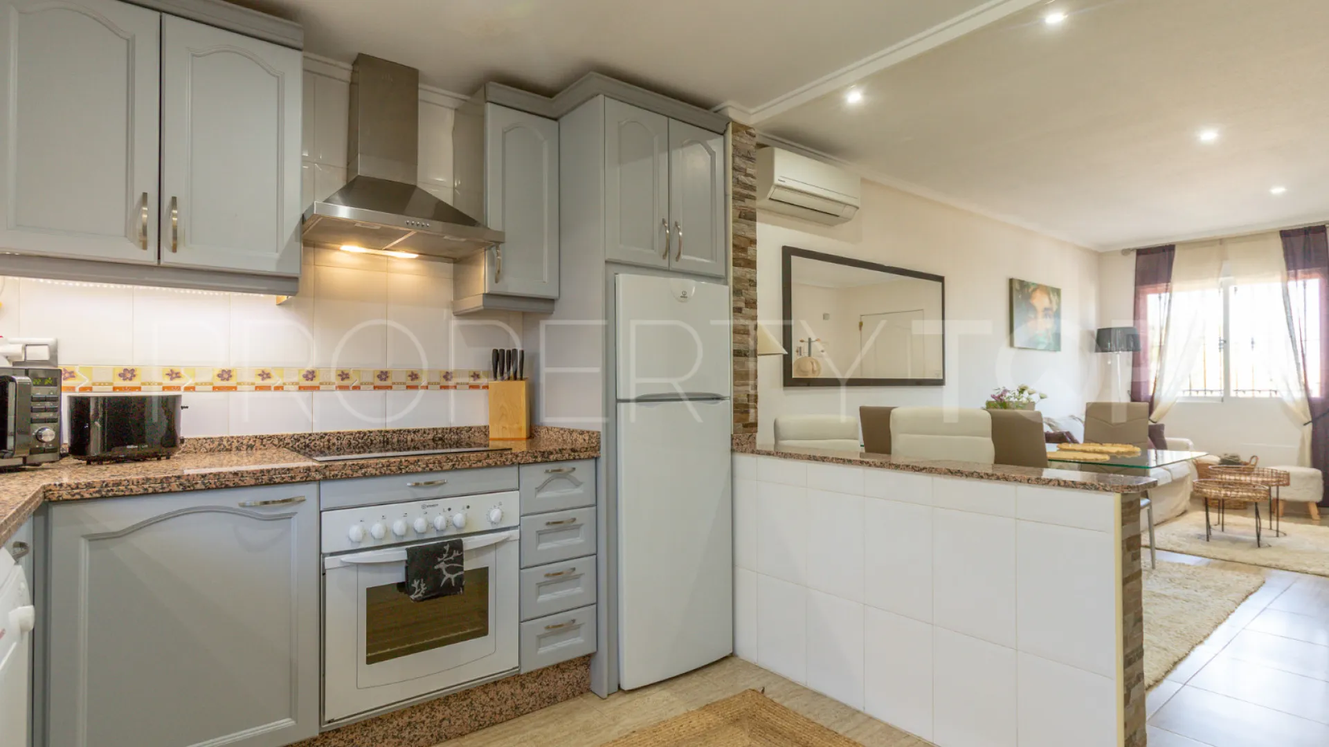 Se vende apartamento de 2 dormitorios en Rioja