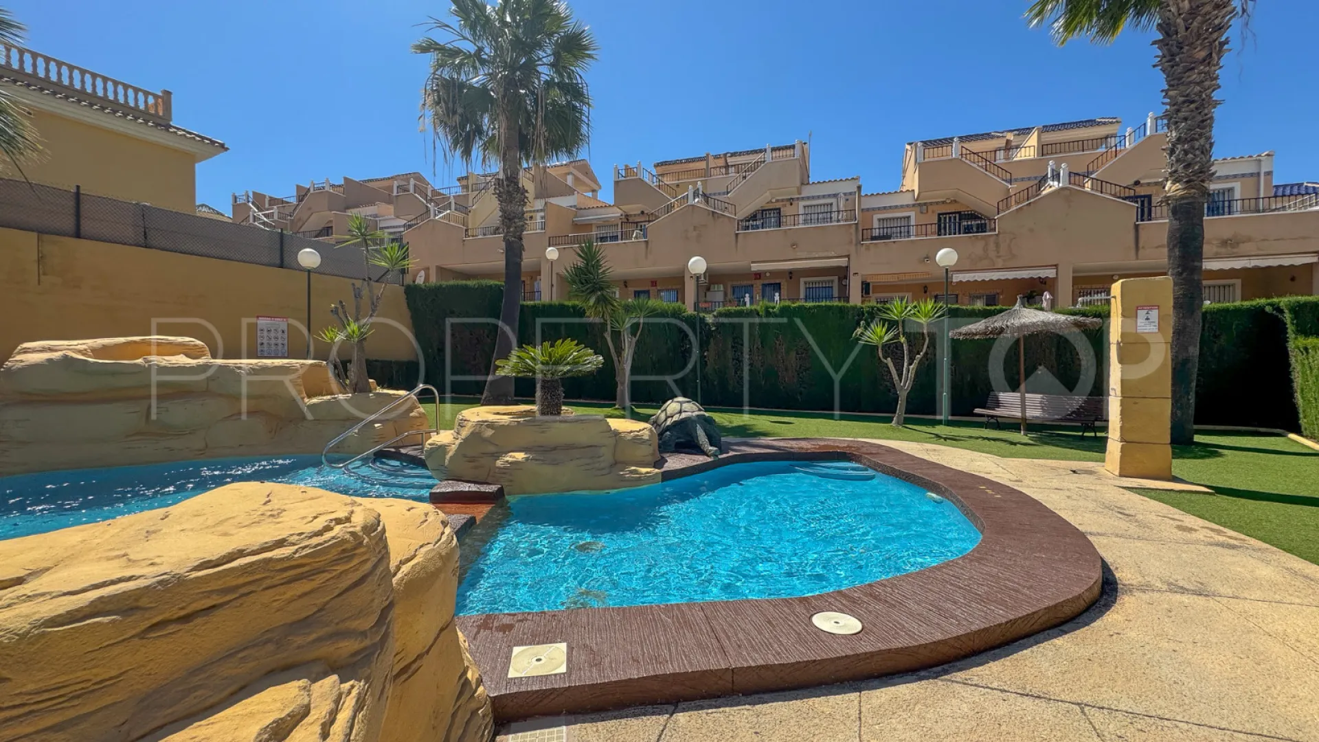 Se vende apartamento de 2 dormitorios en Rioja