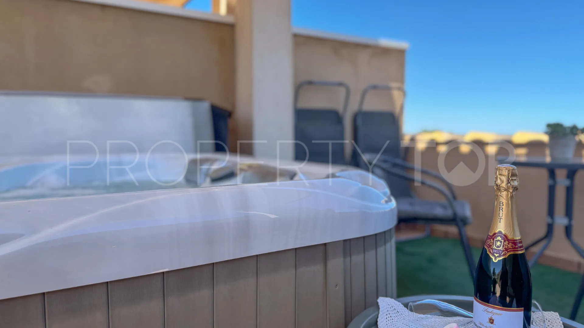 Se vende apartamento de 2 dormitorios en Rioja