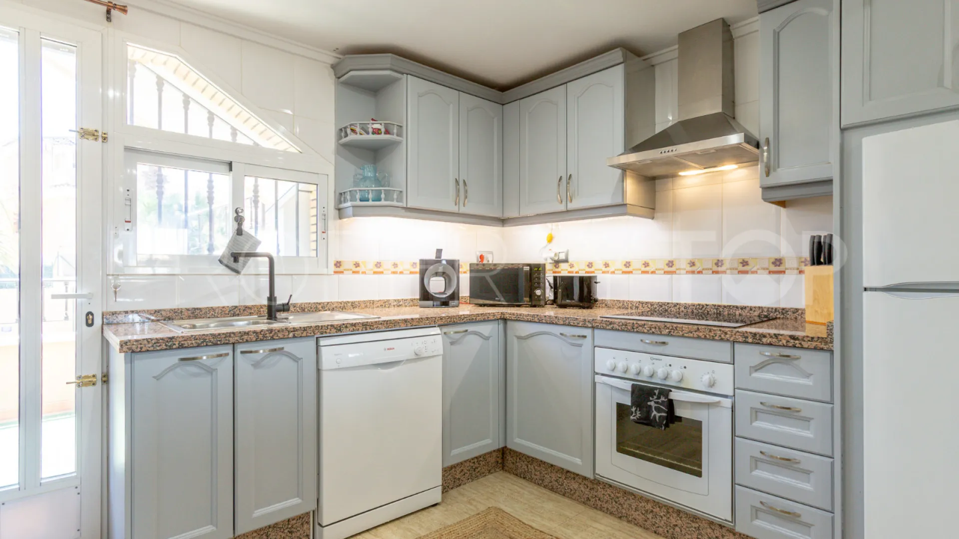 Se vende apartamento de 2 dormitorios en Rioja