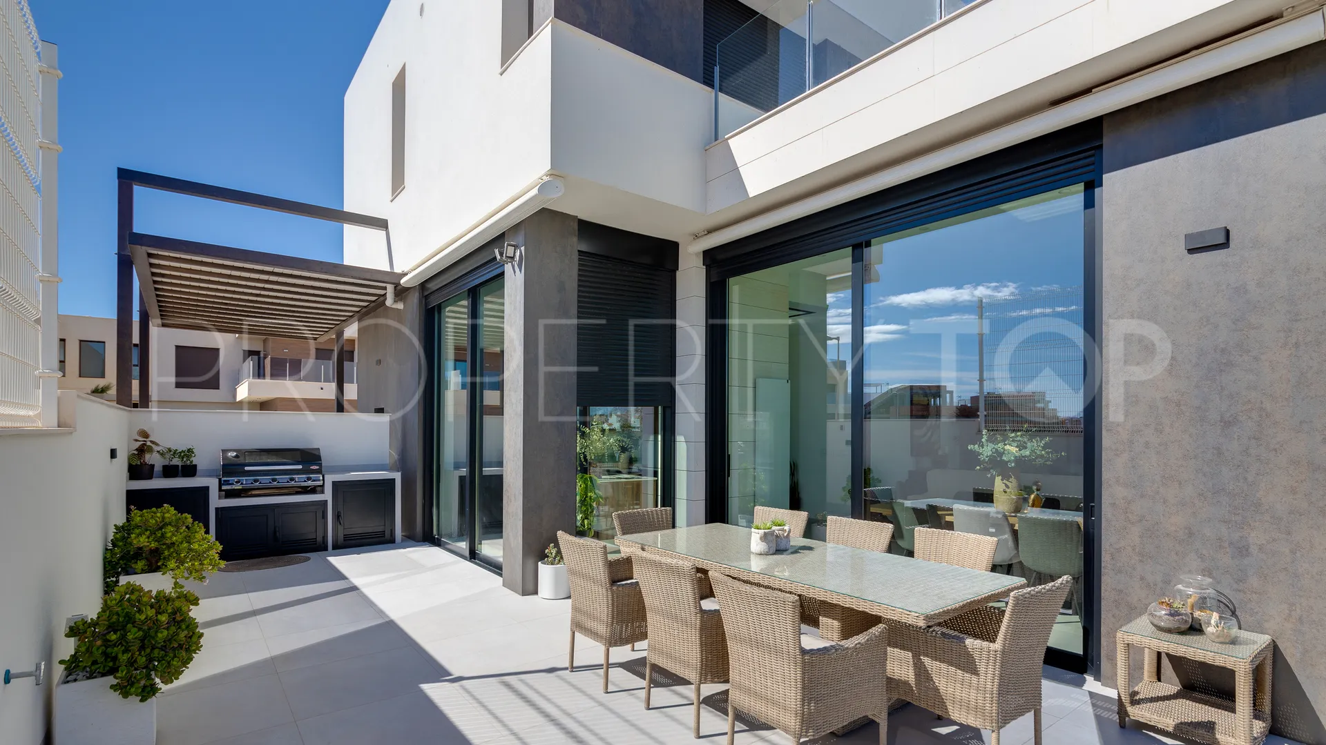 Pilar de la Horadada, villa a la venta