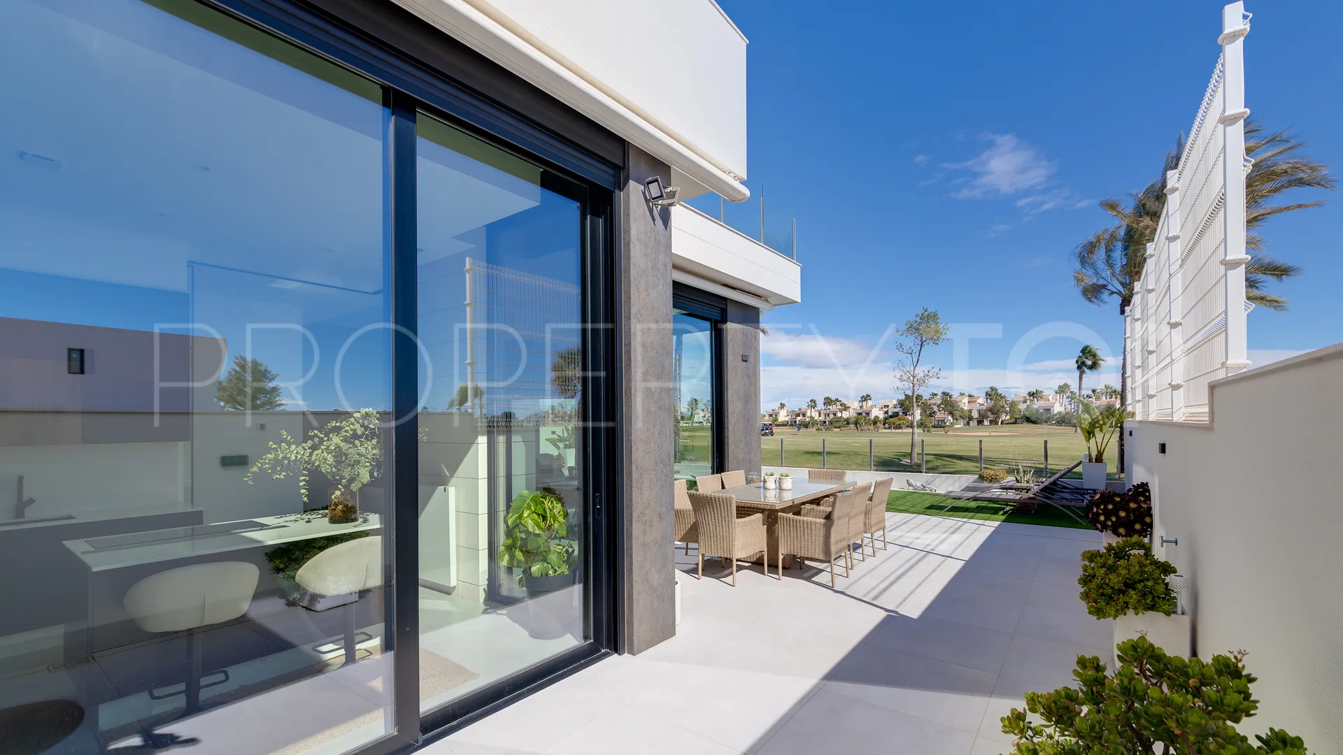 Pilar de la Horadada, villa a la venta