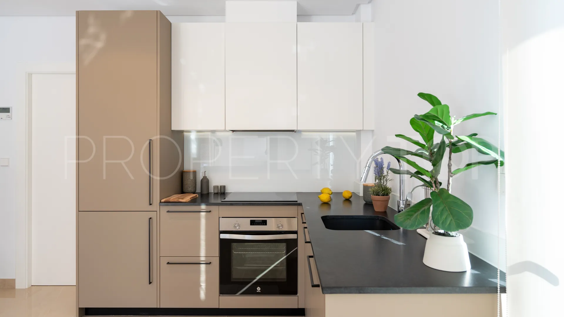 Town house with 3 bedrooms for sale in Elche
