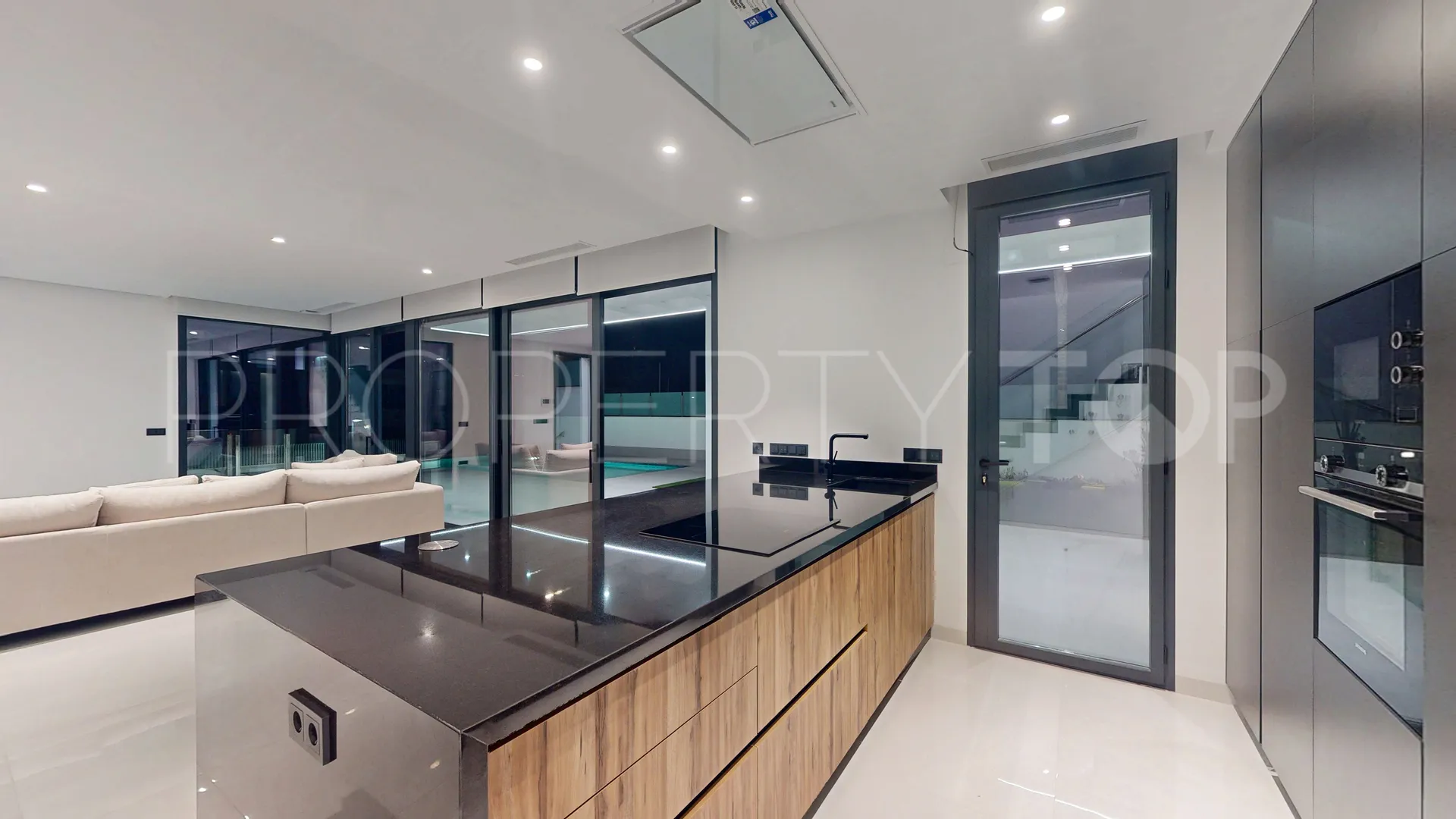 Cala de Finestrat, villa de 3 dormitorios en venta