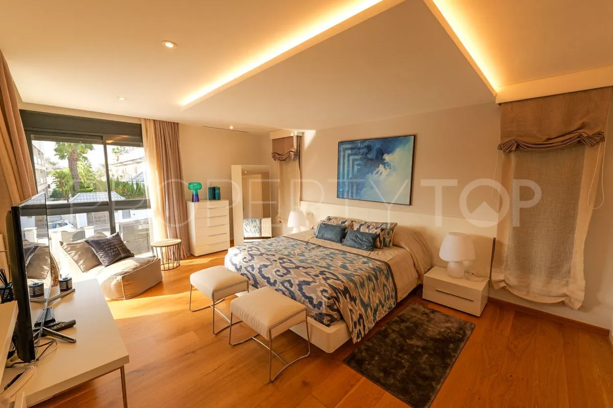 Torrevieja, villa con 3 dormitorios en venta