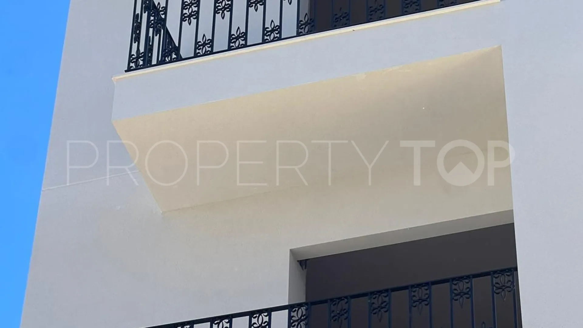 Apartamento de 2 dormitorios a la venta en Bigastro