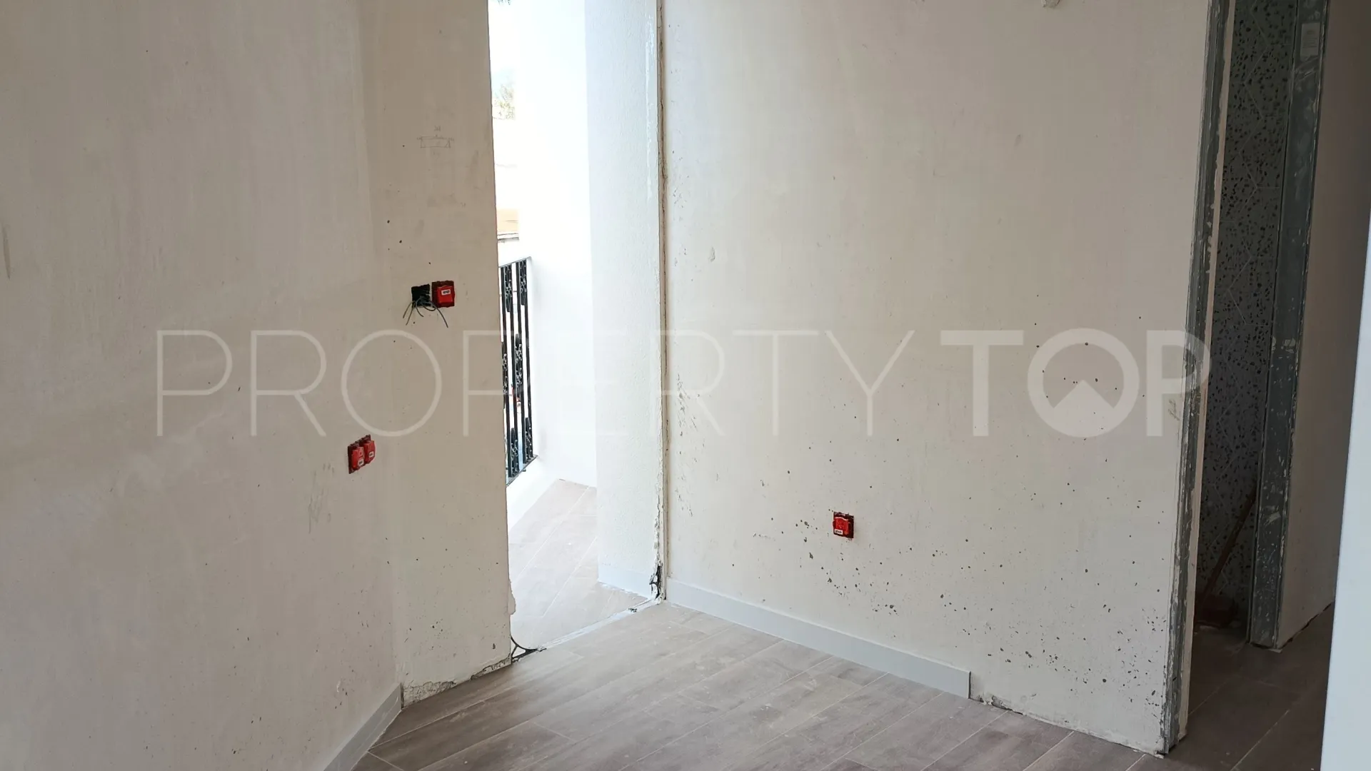 Apartamento de 2 dormitorios a la venta en Bigastro