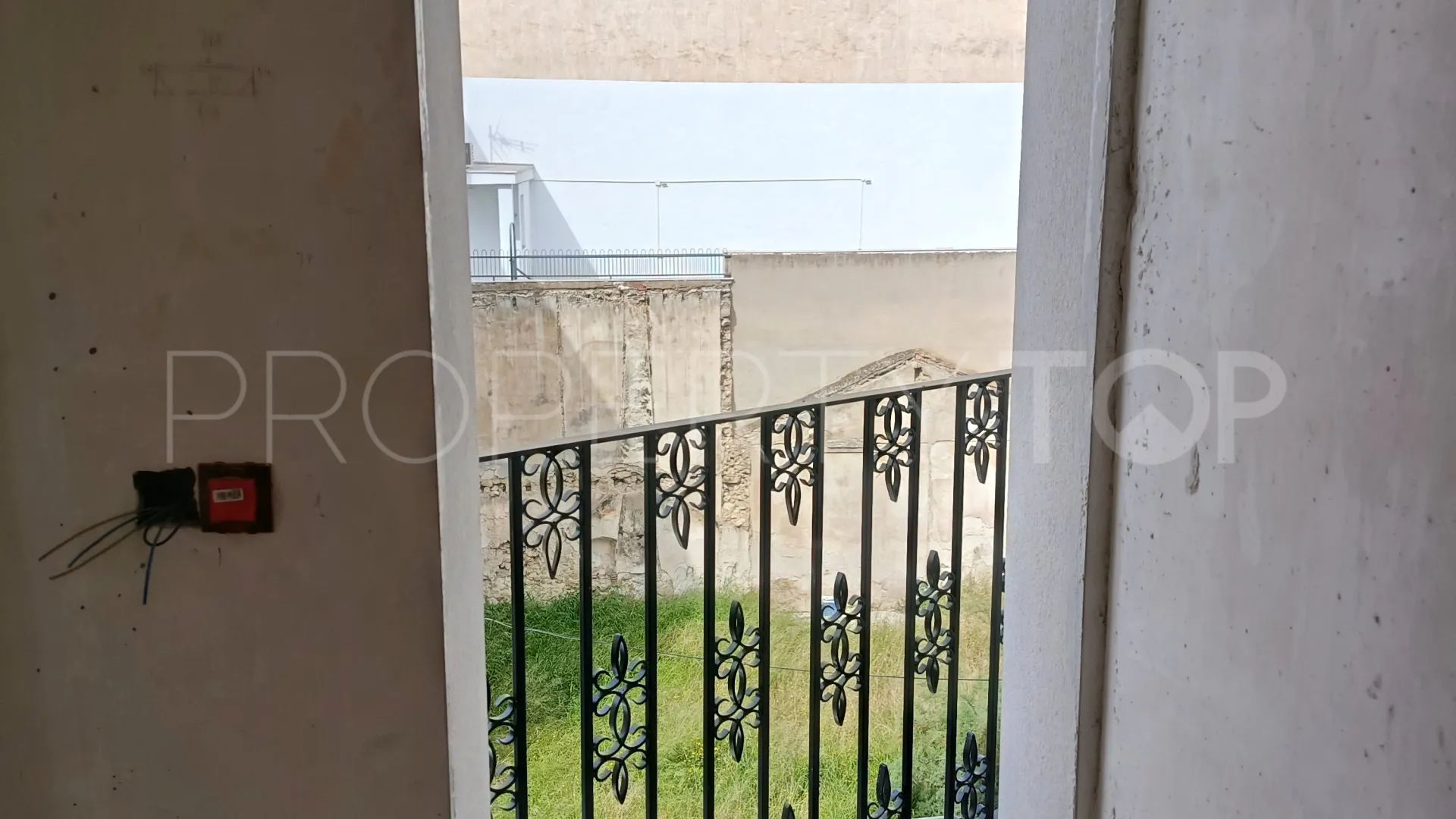 Apartamento de 2 dormitorios a la venta en Bigastro