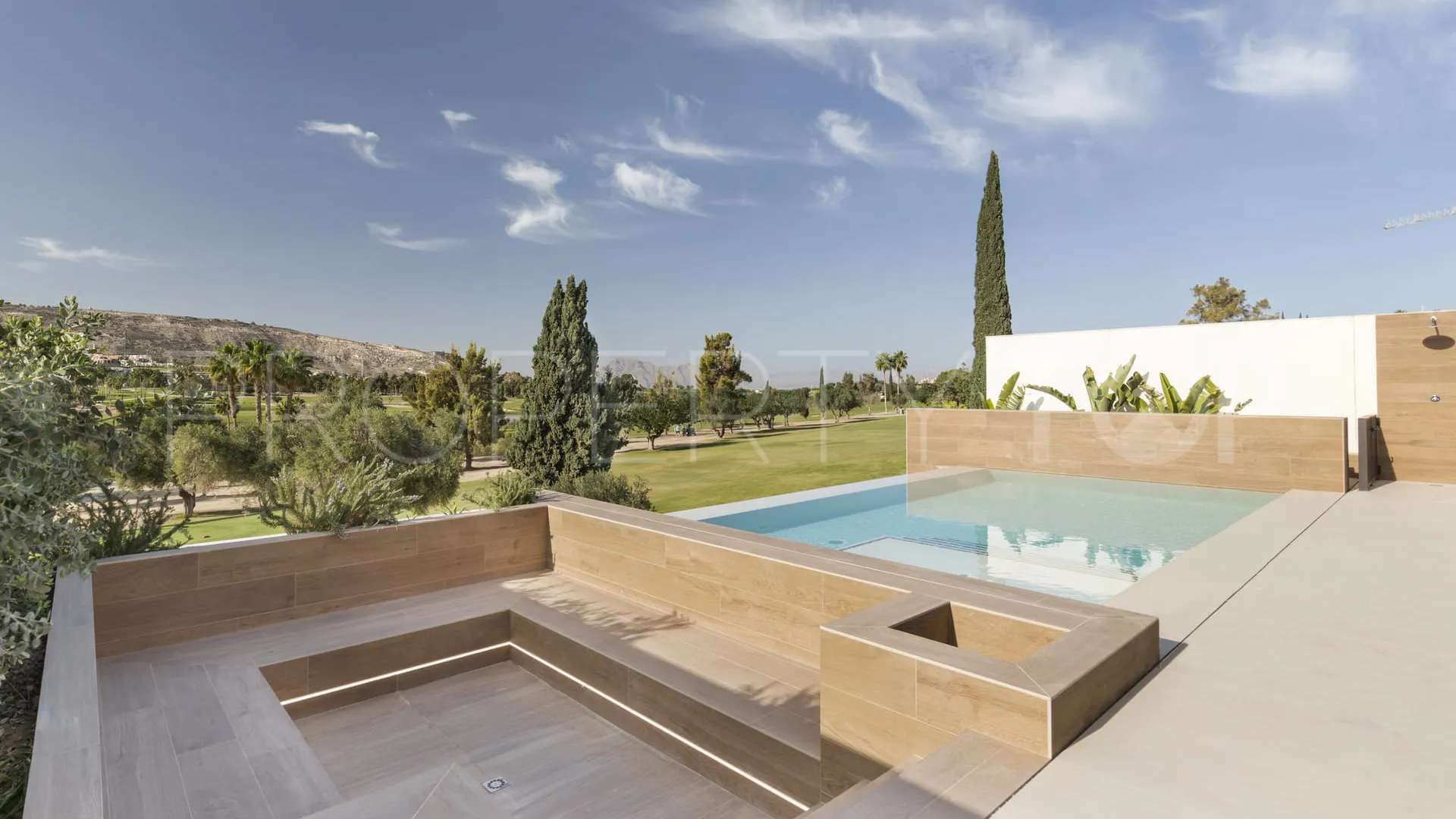 Villa en venta en La Finca Golf