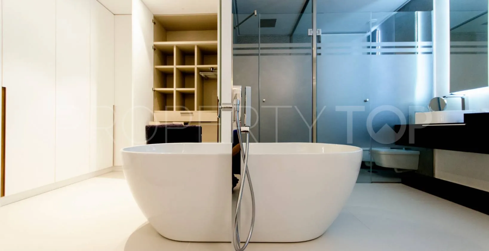 Villamartin 4 bedrooms villa for sale